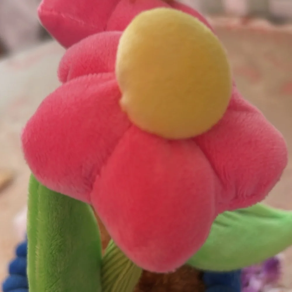 Plush Faux Flower Blossoms Happy Plant Weighted Bottom Ultra Soft Whimsical NEW